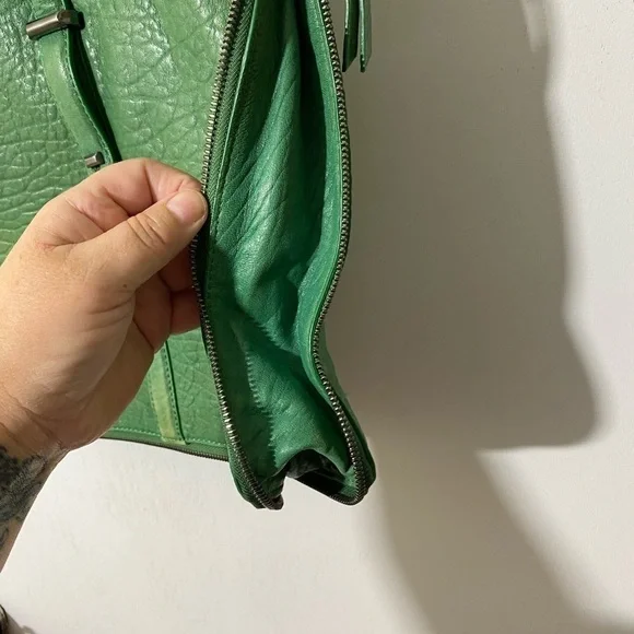 Leifsdottir green leather purse soft expandable sides and bottom   #PU - Picture 8 of 15